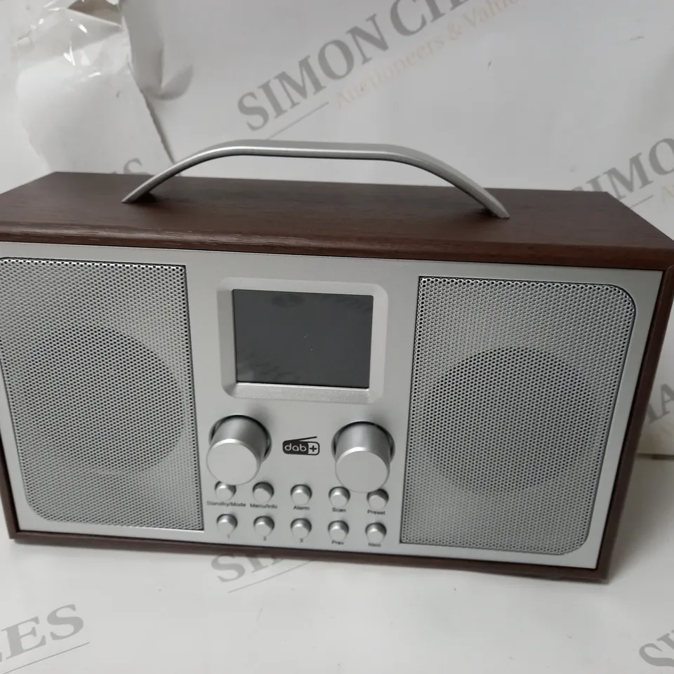 BOXED BLUETOOTH DAB+/FM RADIO