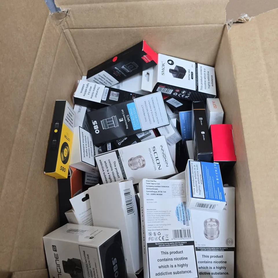 BOX OF APPROXIMATELY 30 ASSORTED E-CIGARETTES AND ACCOMPANIMENTS TO INCLUDE: OBS ENGINE 100W KIT