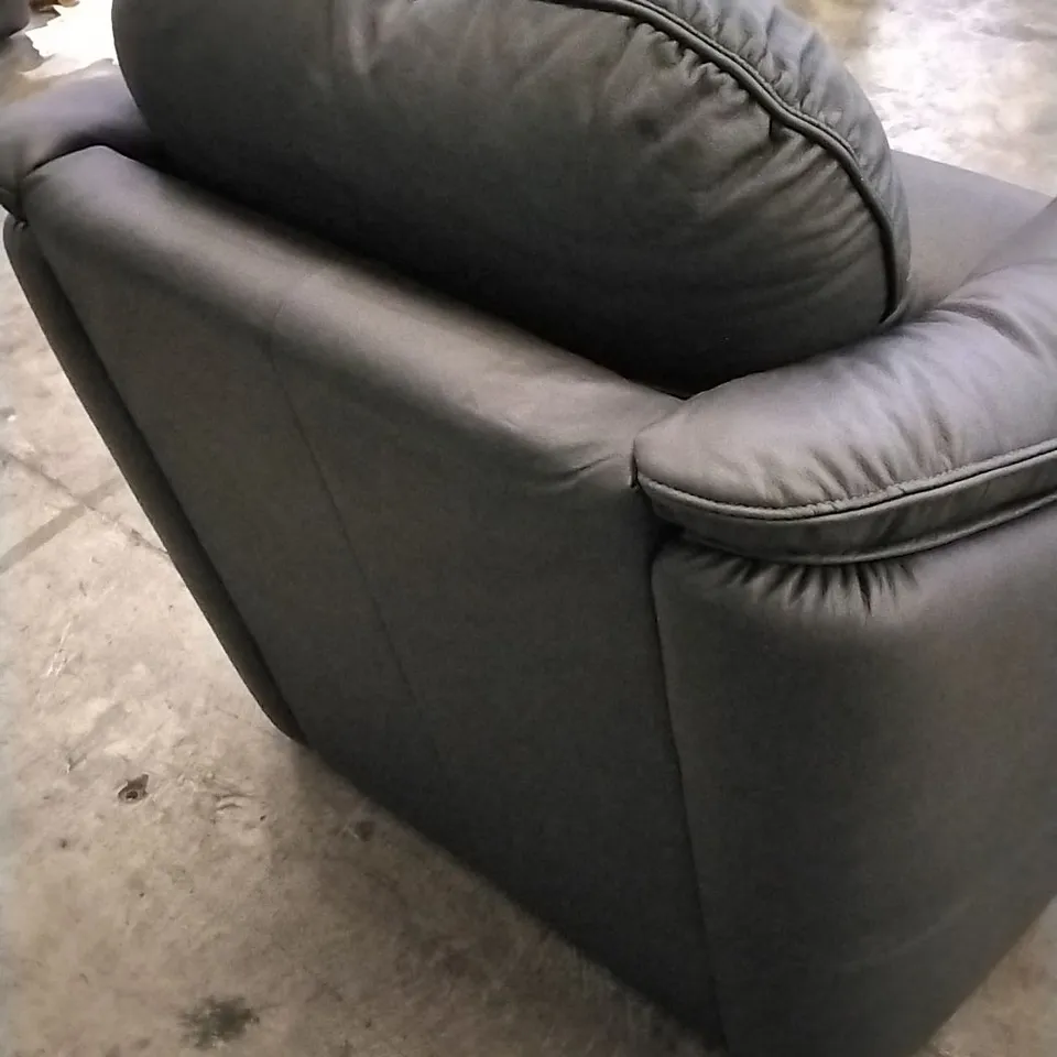 QUALITY BRITISH DESIGNED & MANUFACTURED G PLAN JACKSON ARMCHAIR CAMBRIDGE PETROL BLUE LEATHER