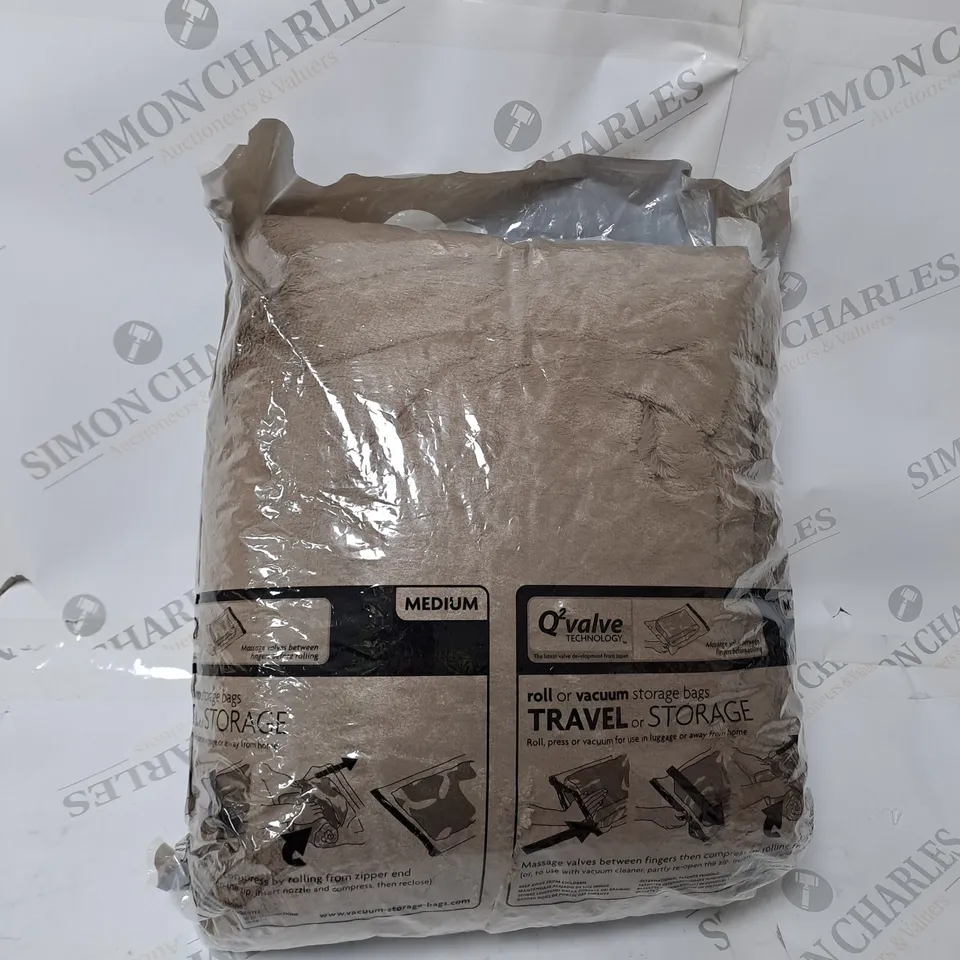 BOXED COZEE HOME VELVETSOFT HEATED THROW IN DARK TAUPE