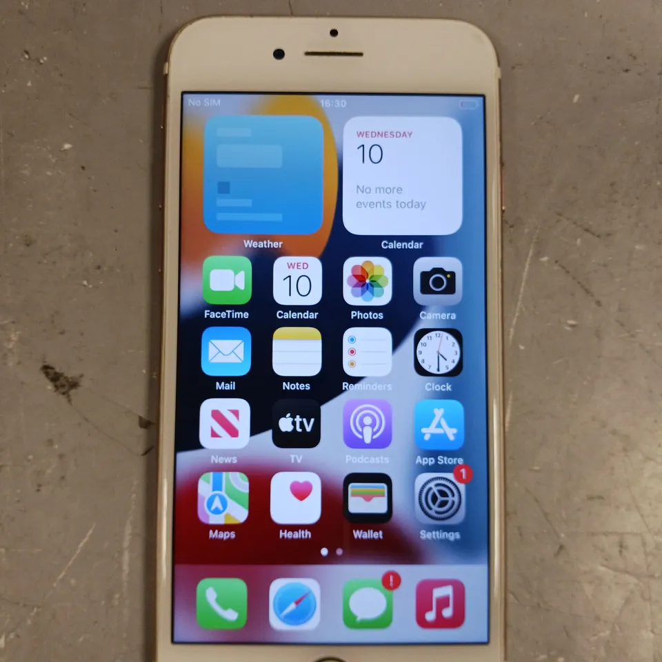 APPLE IPHONE 7 SMARTPHONE 