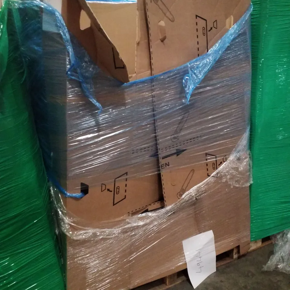 PALLET CONTAINING APPROXIMATELY 24 BOXES OF VESSEL OF JOY SET OF 3 TALL GLASS VASES 