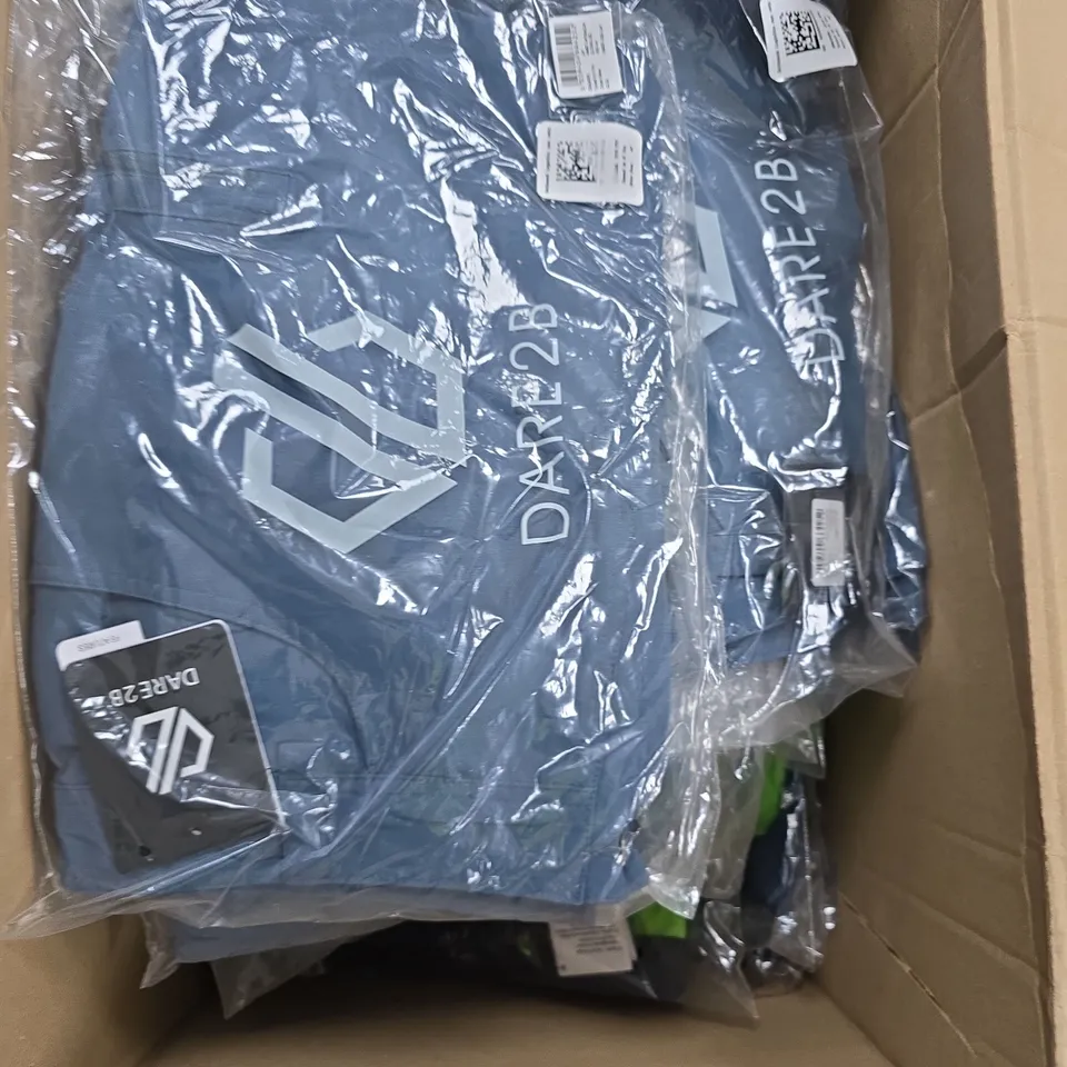 APPROXIMATELY 42 ASSORTED BRAND NEW REGATTA CLOTHING ITEMS IN VARIOUS SIZES, STYLES & COLOURS TO INCLUDE TUNED IN TROUSERS & ASSIMILATE III CORE STRETCH JACKETS