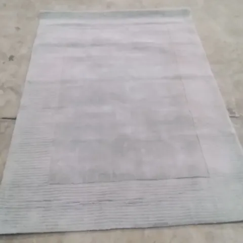 QUALITY DESIGNER AREA RUG - APPROXIMATELY 170X120CM