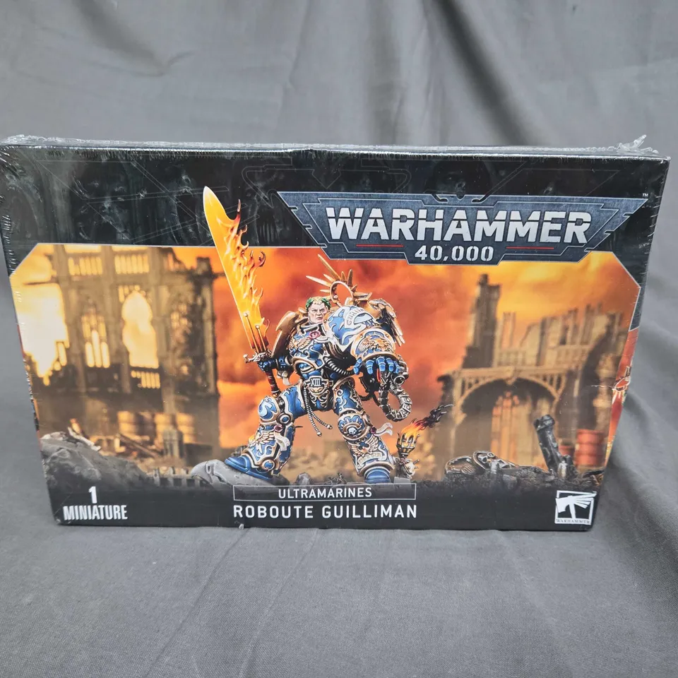 BOXED AND SEALED WARHAMMER 40,000 ULTRAMARINES - ROBOUTE GUILLIMAN