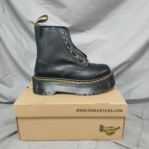 DR. MARTENS BLACK LEATHER COMBAT BOOTS WITH ZIP – 8 EYELETS, PLATFORM SOLE - SIZE 6