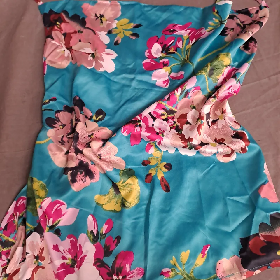 PINK BOUTIQUE FLORAL SATIN TOP, TEAL - SIZE 10