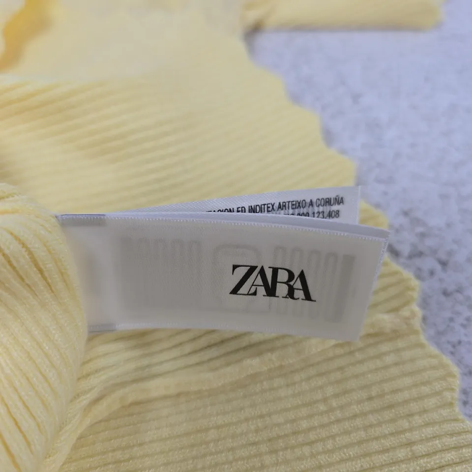 ZARA YELLOW KNIT TOP – WOMEN’S CLOTHING SIZE L