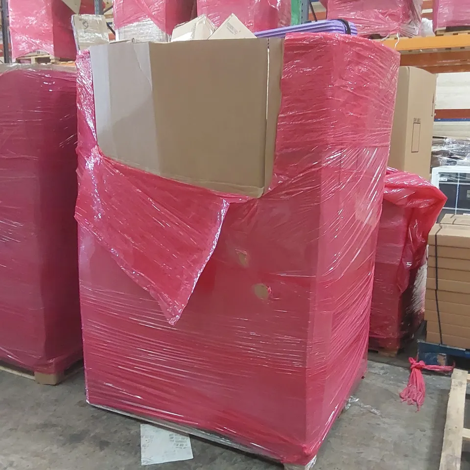 PALLET OF ASSORTED ITEMS INCLUDING: ELECTRIC HEDGE TRIMMER, SUITCASES, SHOWER MIXER ECT  