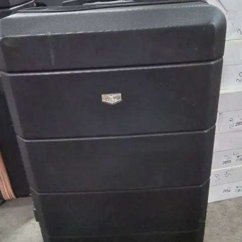 LUGG TRAVEL SUITCASE BLACK 