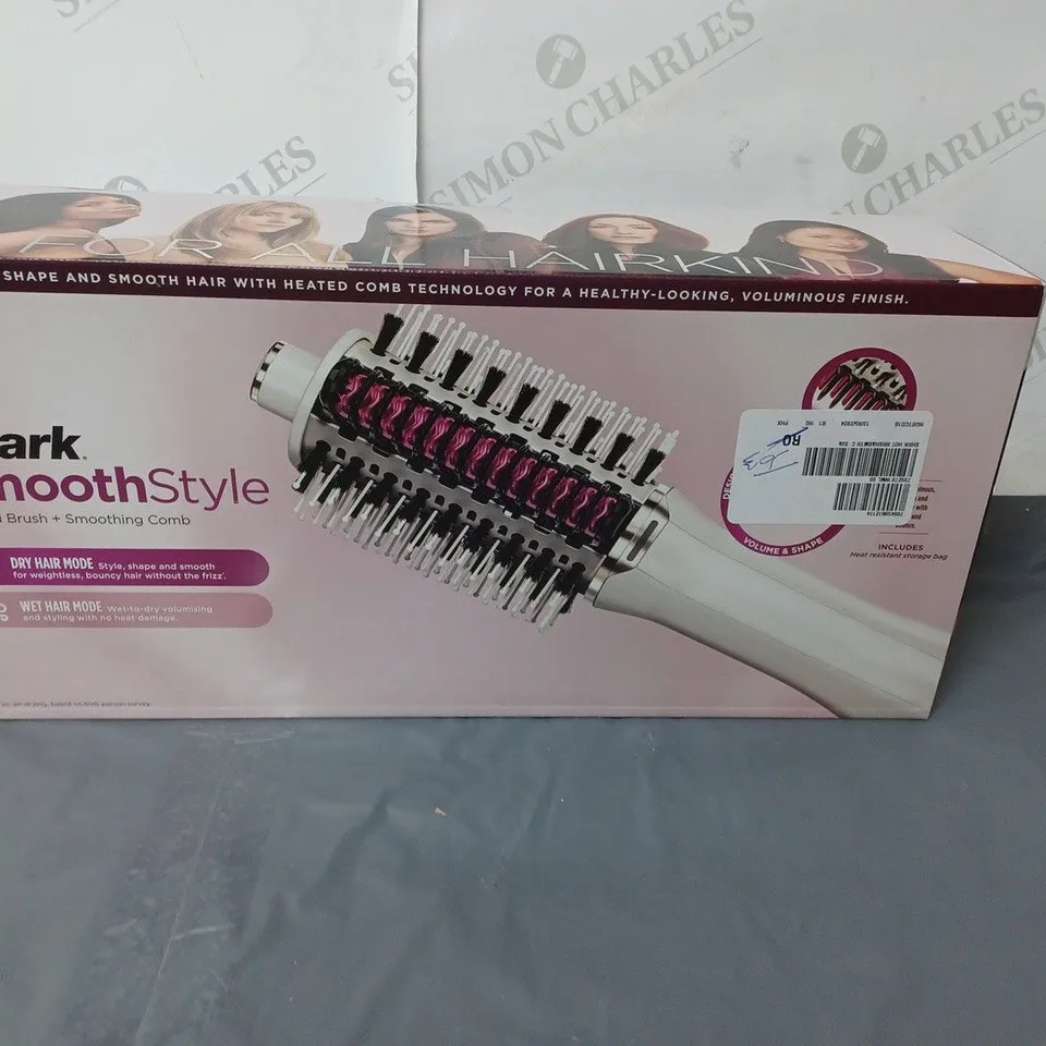 BOXED SHARK SMOOTHSTYLE HOT BRUSH & SMOOTHING COMB