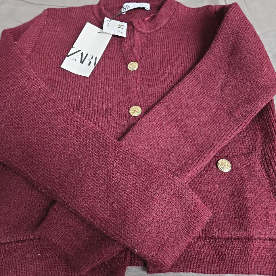 ZARA CARDIGAN IN RED SIZE M