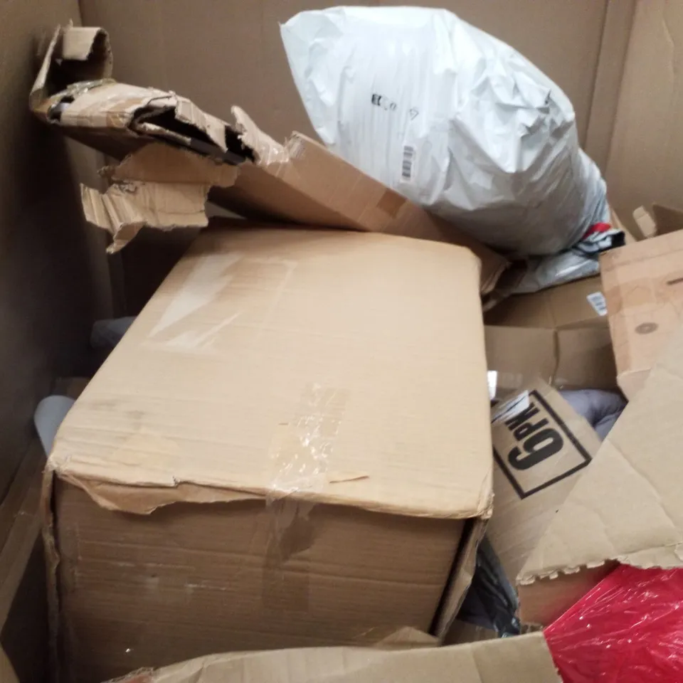PALLET CONTAINING ASSORTED PRODUCTS INCLUDING OFFICE CHAIR, ELECTRIC FRYER, PLAYPEN & 23" TERRARIUM T5 STRIP LIGHT FIXTURE