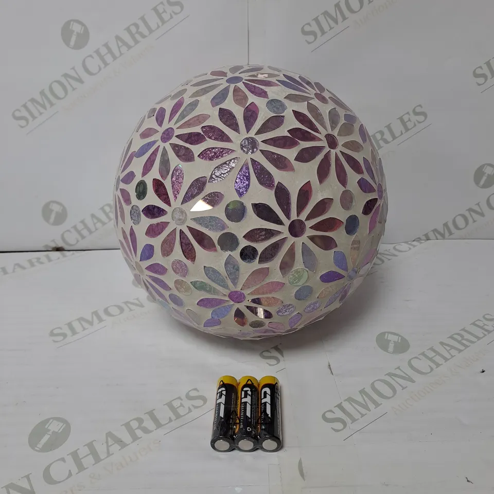 BOXED MOSIAC FLOWER LIGHT