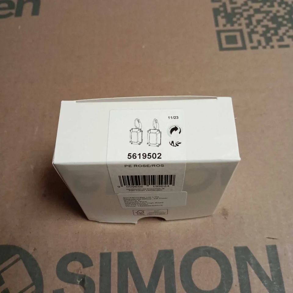 SWAROVSKI PINK CRYSTAL DROP EARRINGS – PAIR IN PINK PRESENTATION BOX