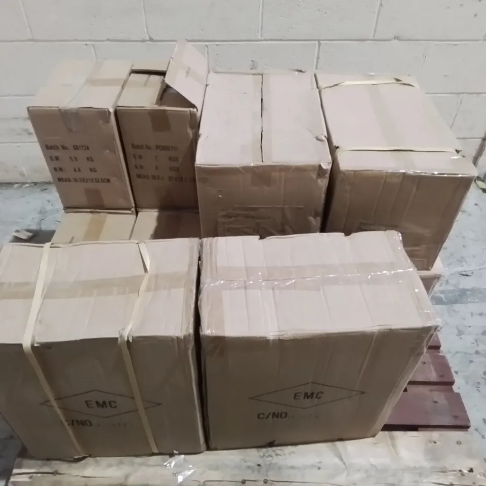 PALLET CONTAINING 12 MULTIPACK BOXES OF ASSORTED LIGHTING TO INCLUDE EMCOLIGHT RIMLESS DOWNLIGHTS AND DIE CAST WALL LIGHTS