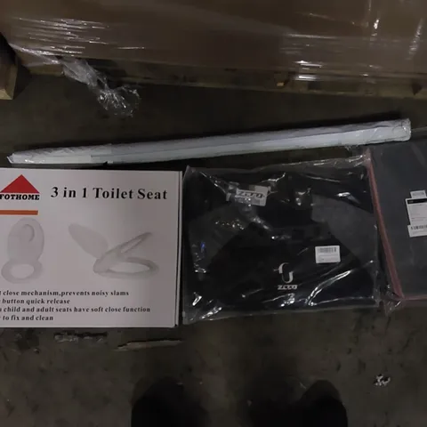 PALLET OF ASSORTED ITEMS INCLUDING: PVC TUBING, CLOTHES STORAGE BAGS, JUMPERS, TOILET SEATS