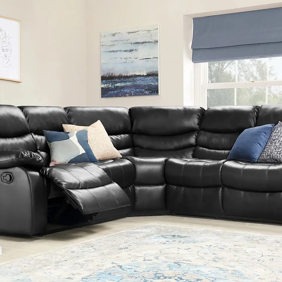 BOXED SORRENTO BLACK LEATHER MANUAL RECLINING CORNER SOFA (3 BOXES)