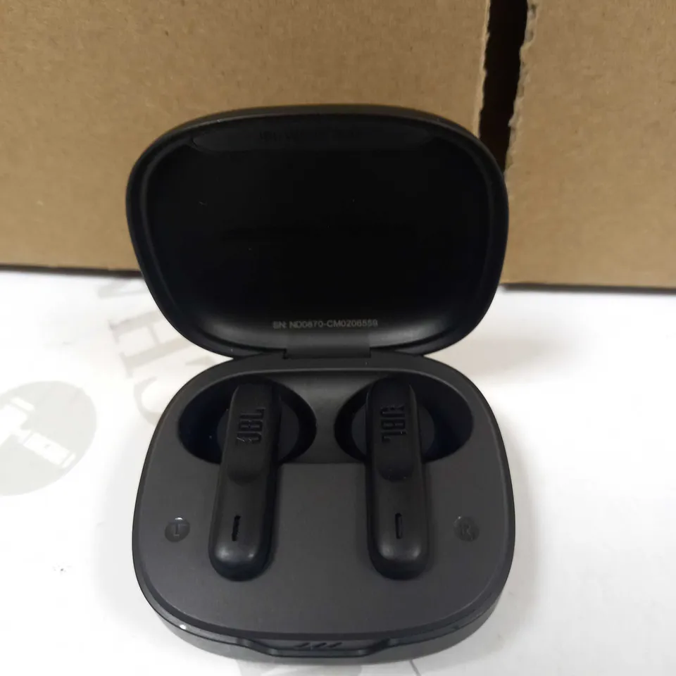 JBL WAVE 300 TWS TRUE WIRELESS IN-EAR BLUETOOTH HEADPHONES