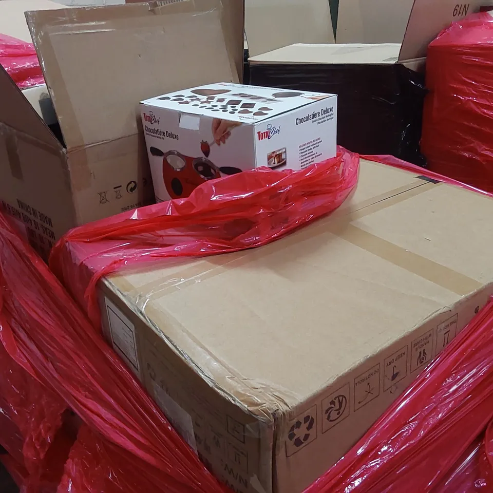 PALLET TO CONTAIN AN ASSORTMENT OF HOUSEHOLD ITEMS TO INCLUDE; OFFICE CHAIR, CHOCOLATE MELTING POT, BOXED FURNITURE ETC