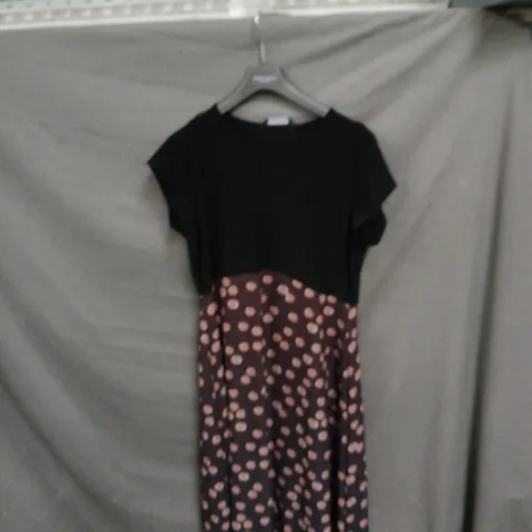 M&CO PETITE WOMEN'S DRESS β UK SIZE 16, BLACK TOP WITH PINK POLKA-DOT SKIRT