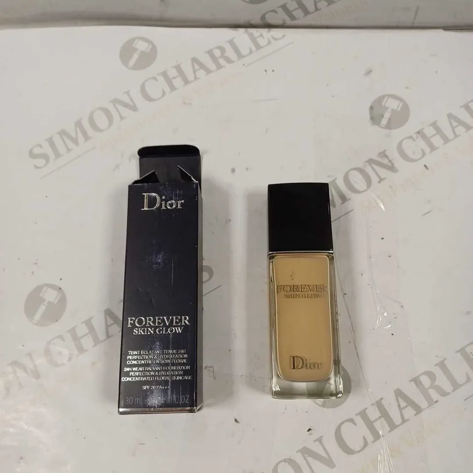 DIOR FOREVER SKIN GLOW 