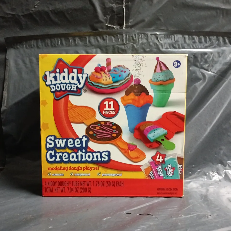 KIDDY DOUGH SWEET CREATIONS MODELING DOUGH PLAYSET