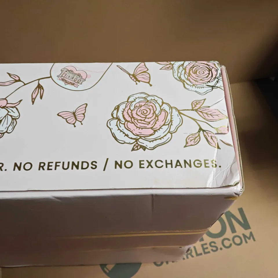 SEALED PLOUISE COSMETICS BOX SET