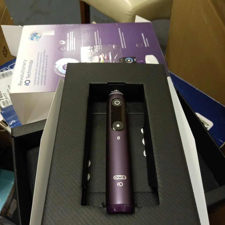 ORAL-B IO8 VIOLET ULTIMATE CLEAN ELECTRIC TOOTHBRUSH