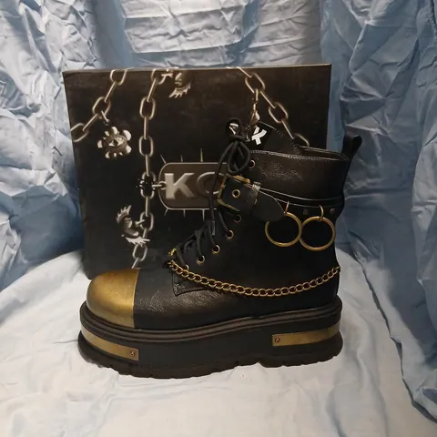 KOI VINTAGE BORIN MENS PLATFORM BOOTS IN FADED ASH, UK 9