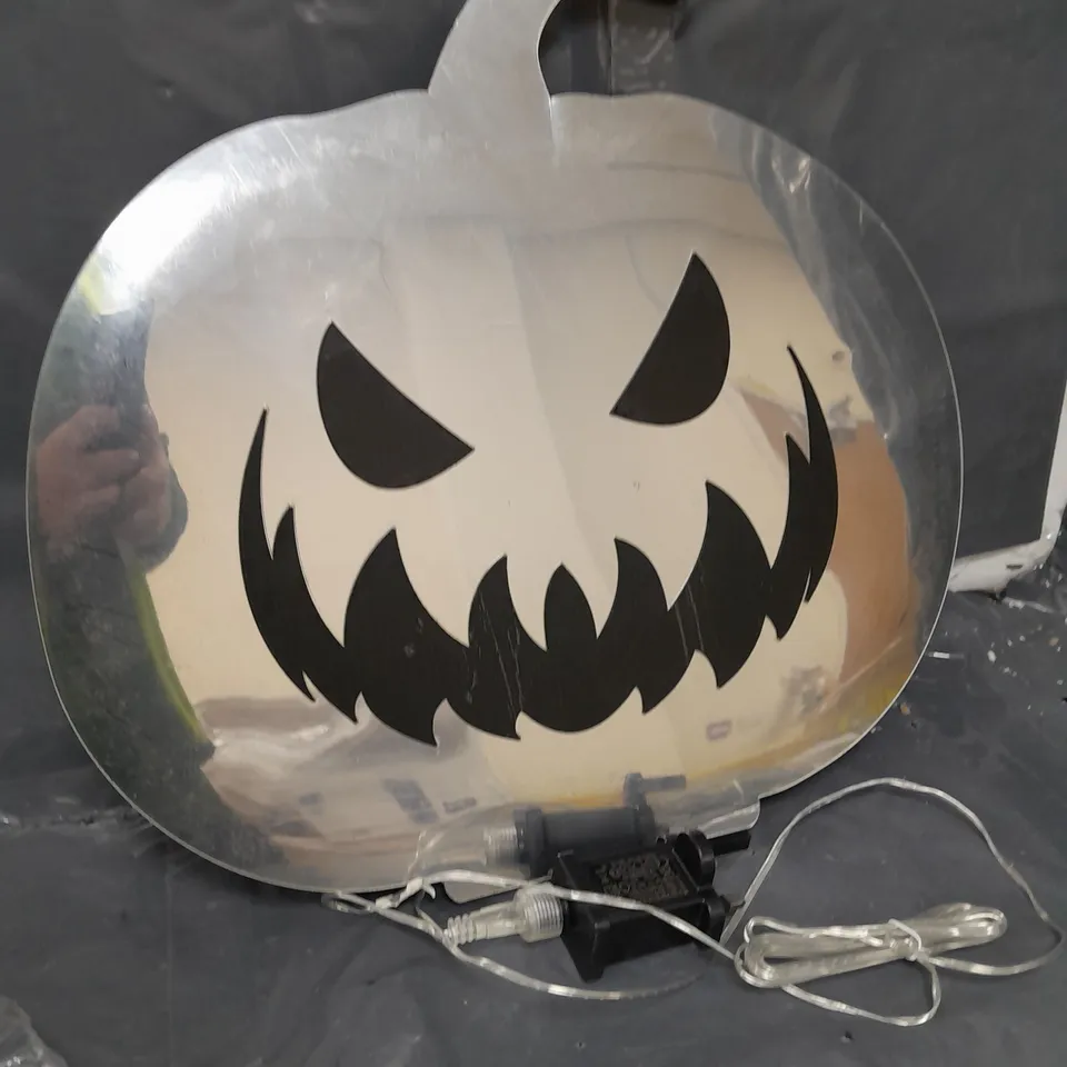 40 CM PUMPKIN INFINITY HALLOWEEN LIGHT RRP £34