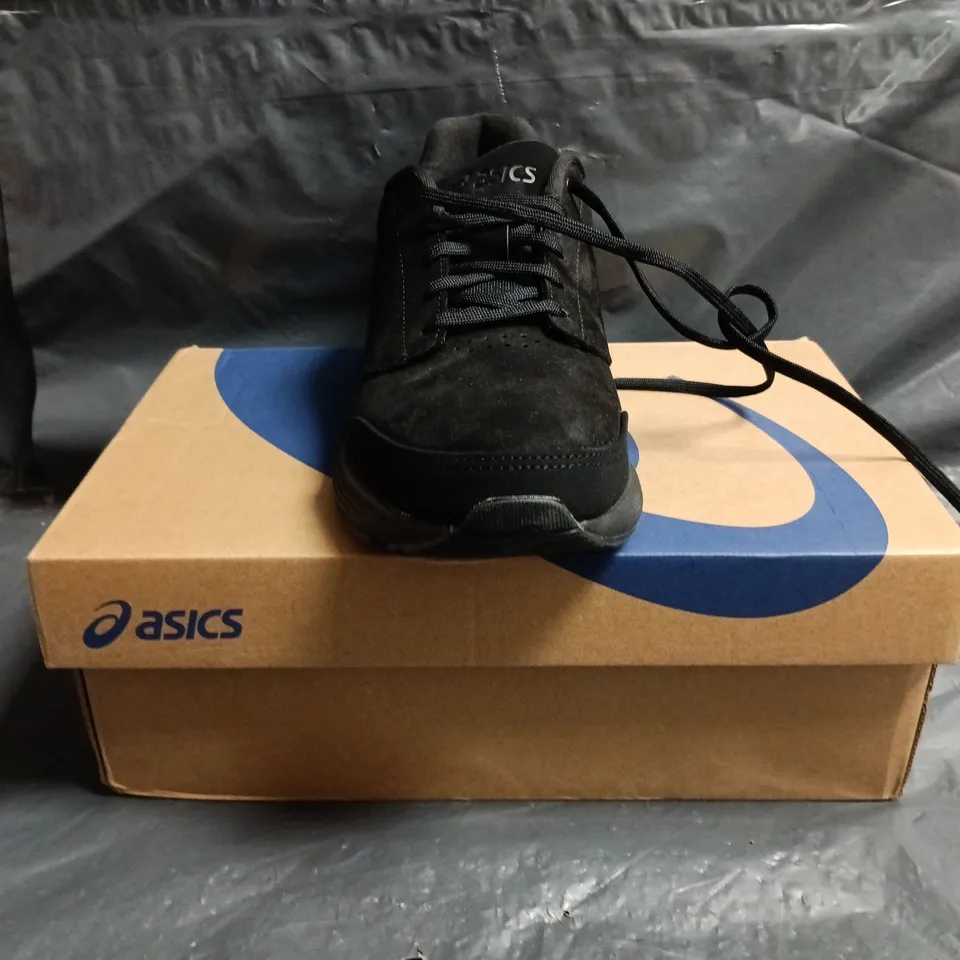 BOXED PAIR OF ASICS GEL-ODYS SHOES IN BLACK SIZE UK 4.5