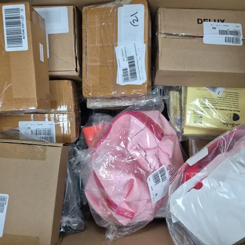 BOX OF APPROXIMATELY 15 ASSORTED HOUSEHOLD ITEMS TO INCLUDE CRIMPIT WRAP BUNDLE, POLAROID I-TYPE INSTANT CAMERA, ETC - COLLECTION ONLY