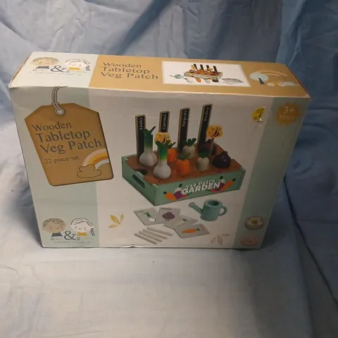 WOODEN TABLETOP VEG PATCH 22-PIECE GARDEN PLAYSET – CHILDREN'S TOY