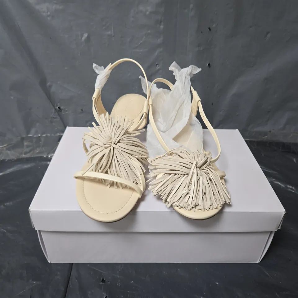 BOXED PAIR OF & OTHER STORIES TANNED LEATHER OPEN TOE HEELS IN CREAM - SIZE 40
