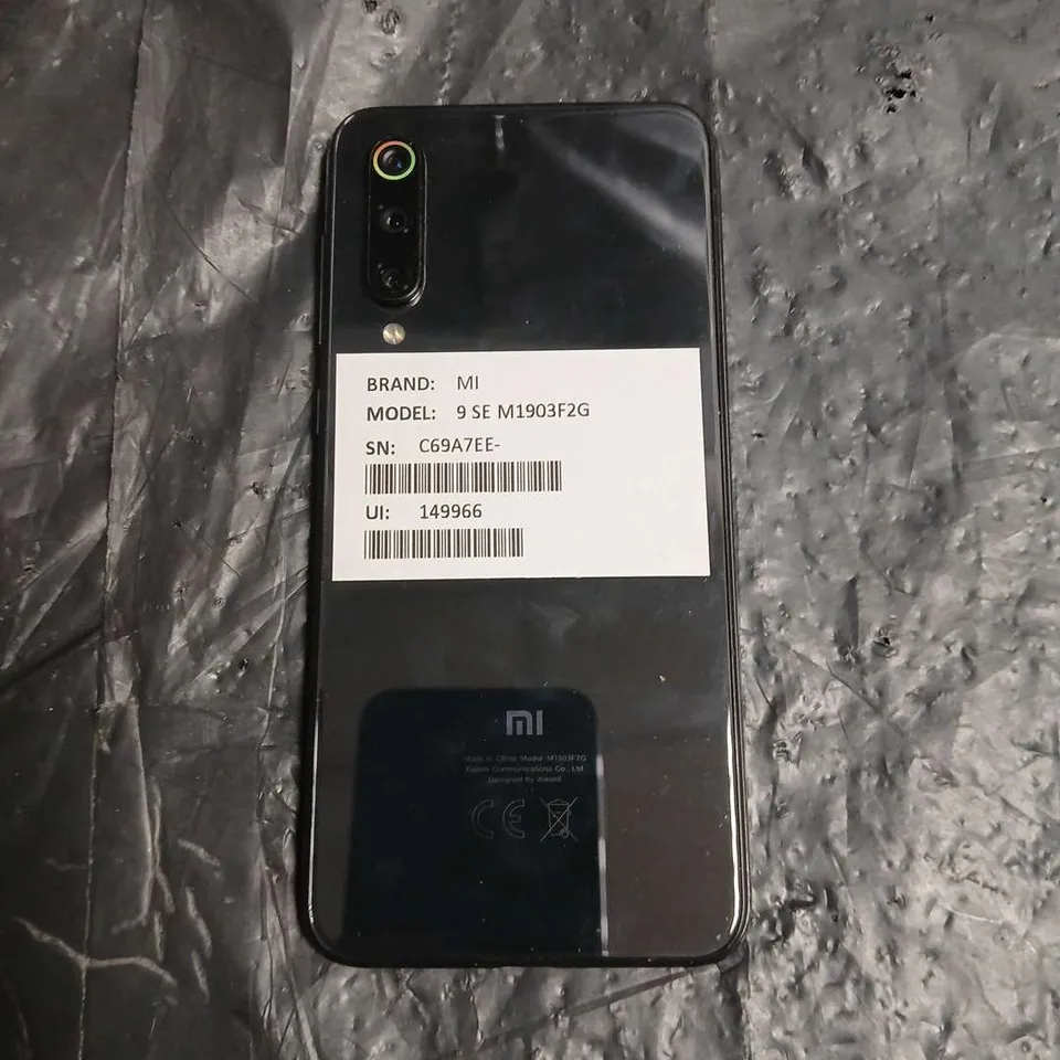 XIAOMI MI 9 SE SMARTPHONE – BLACK (M1903F2G)