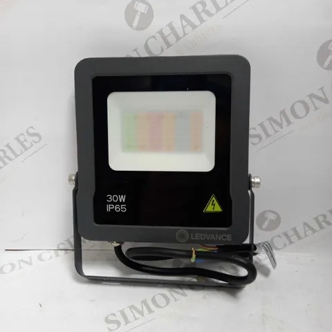 LEDVANCE SMART LEDOUTDOOR LUMINAIRE