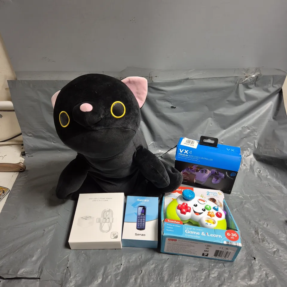 APPROXIMATELY 10 ASSORTED ITEMS TO INCLUDE FISHER-PRICE GAME & LEARN CONTROLLER, GIOTECK VX4 WIRELESS CONTROLLER, SENZO J11 MOBILE PHONE, ETC