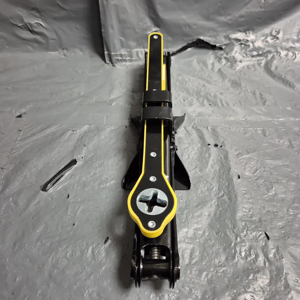 UNBRANDED BLACK CAR JACK