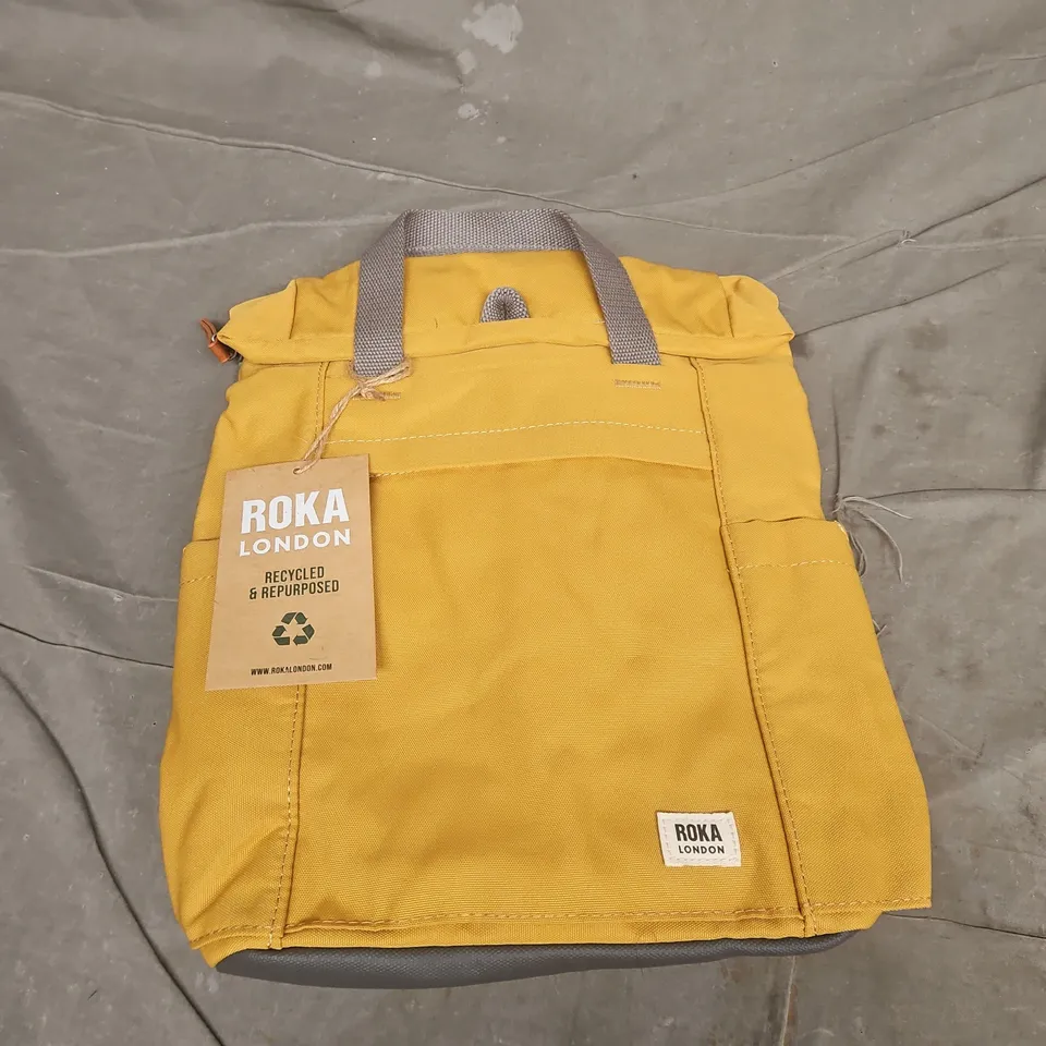 ROKA LONDON FINCHLEY A RECYCLED CANVAS SMALL FLAX BAG