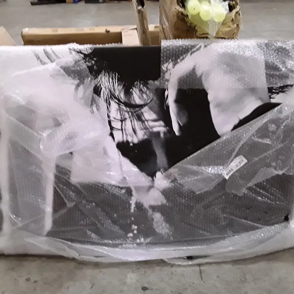 ROBERT PATTINSON - WRAPPED CANVAS PRINT