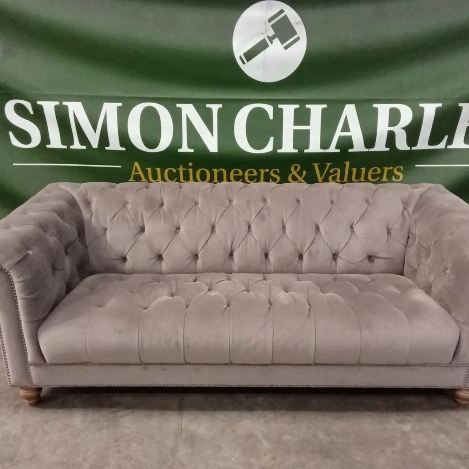 QUALITY DESIGNER 3 SEATER FABRIC CHESTERFIELD SOFA