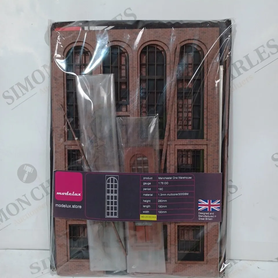 MODELUX MANCHESTER ONE WAREHOUSE MD-LR-OO-W-6 MODEL KIT