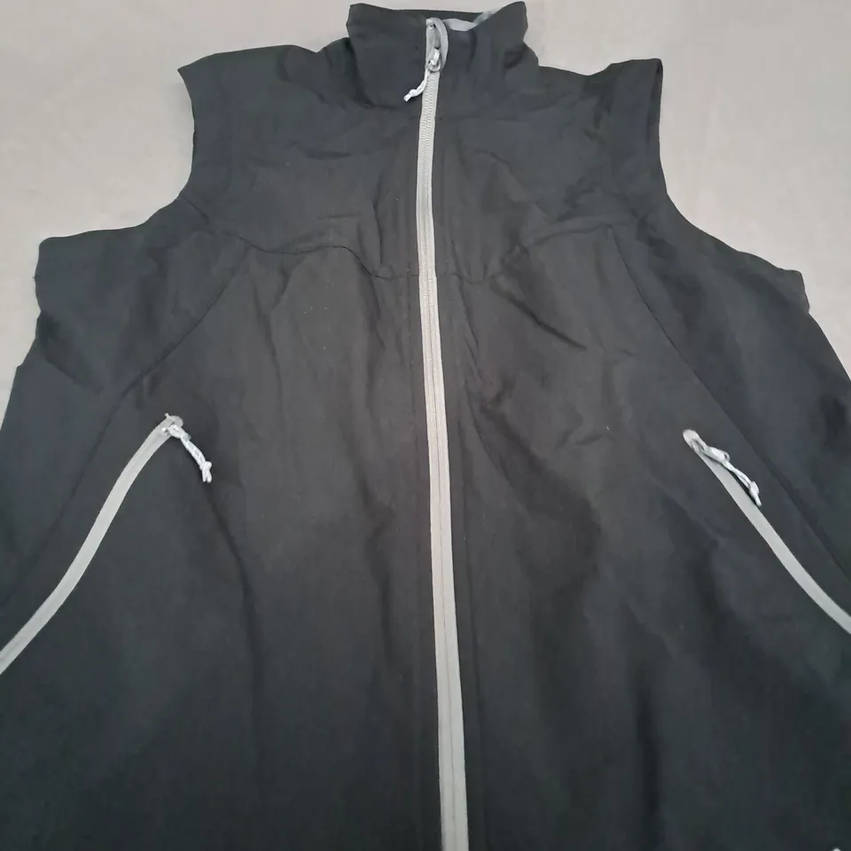 MOUNTAIN EQUIPMENT BLACK GILET - MEDIUM