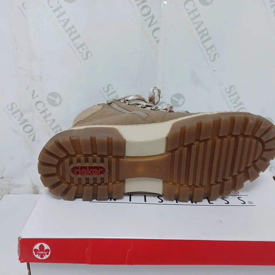 BOXED PAIR OF RIEKER LACE UP CHUNKY BOOTS IN CREAM SIZE 6