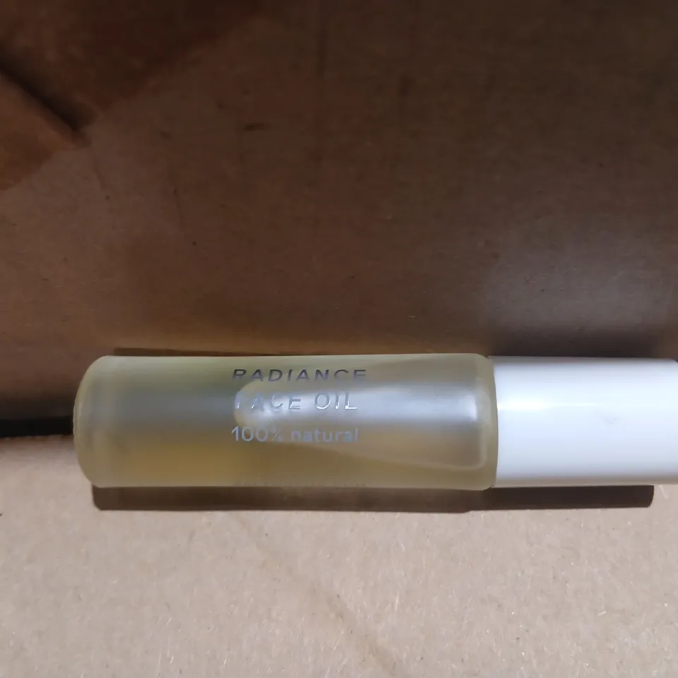 APPROXIMATELY 200 BALANCE ME RADIANCE FACE OIL – 100% NATURAL 10ML