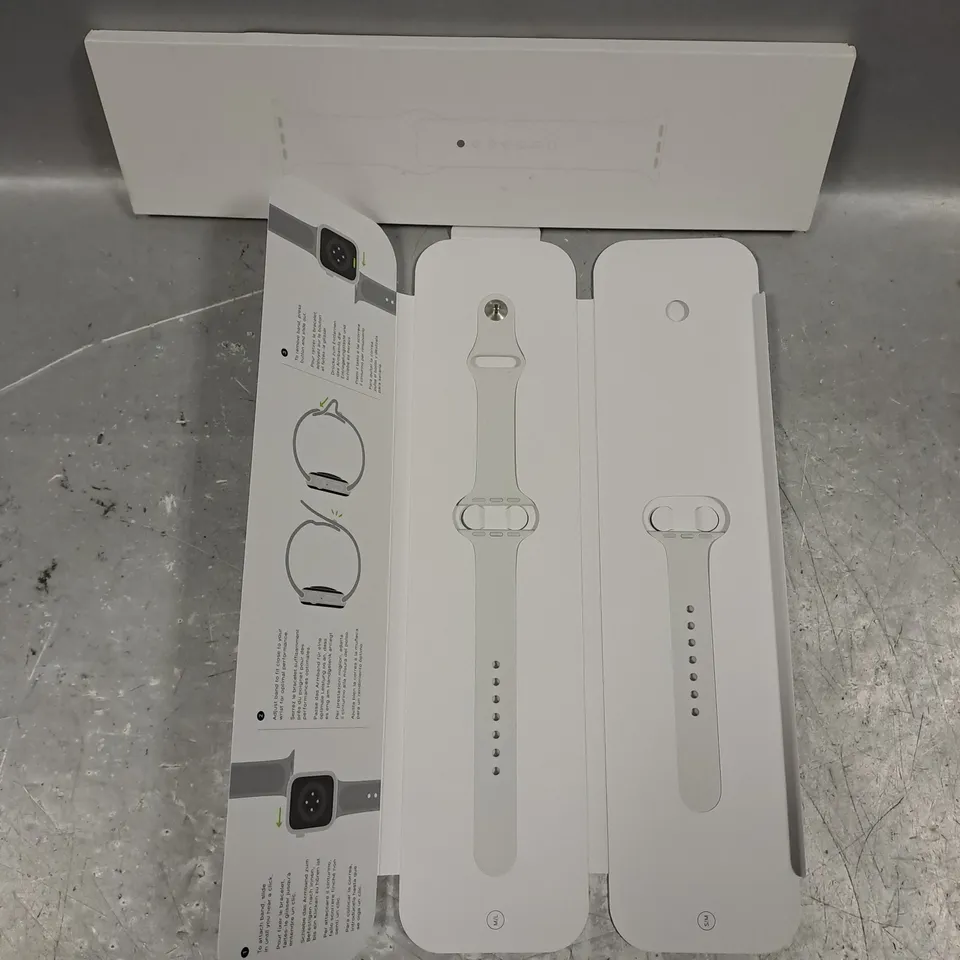 BOXED APPLE WATCH STRAP - WHITE SPORT BAND - 40MM