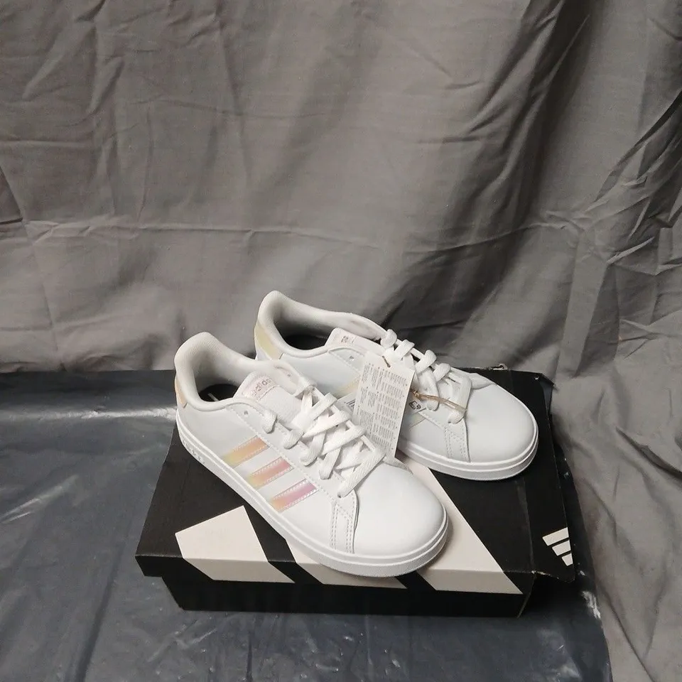 ADIDAS WHITE SNEAKERS WITH PASTEL PINK STRIPES – BOX INCLUDE UK SIZE 3