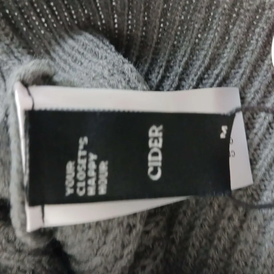 CIDER KNITTED SHORT BODY JUMPER GREY SIZE M