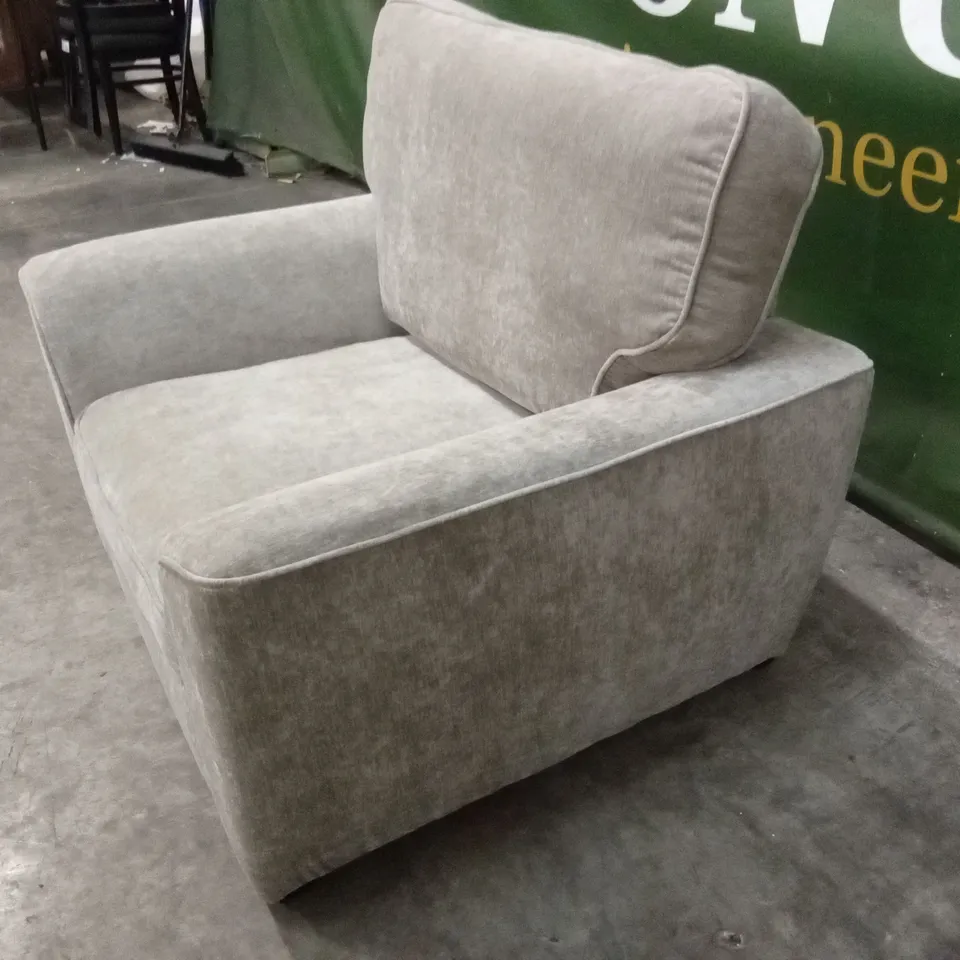 HARLOW STANDARD BACK FABRIC ARMCHAIR RRP £449